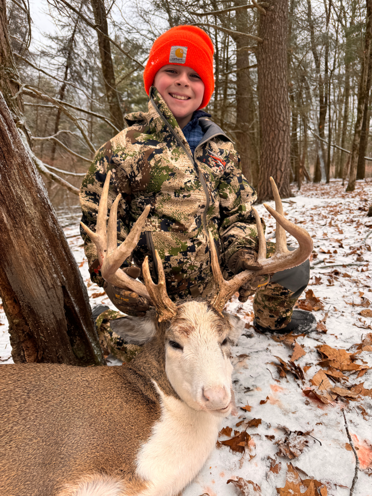 plr_piebald_white_02.webp